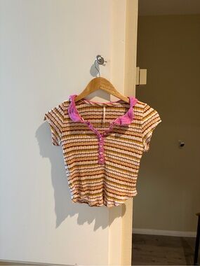 Free People cute Striped crop Top with Pink Collar, size XS